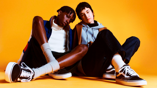 Vans Old Skool: O Clássico Rebelde Que Nunca Sai de Cena