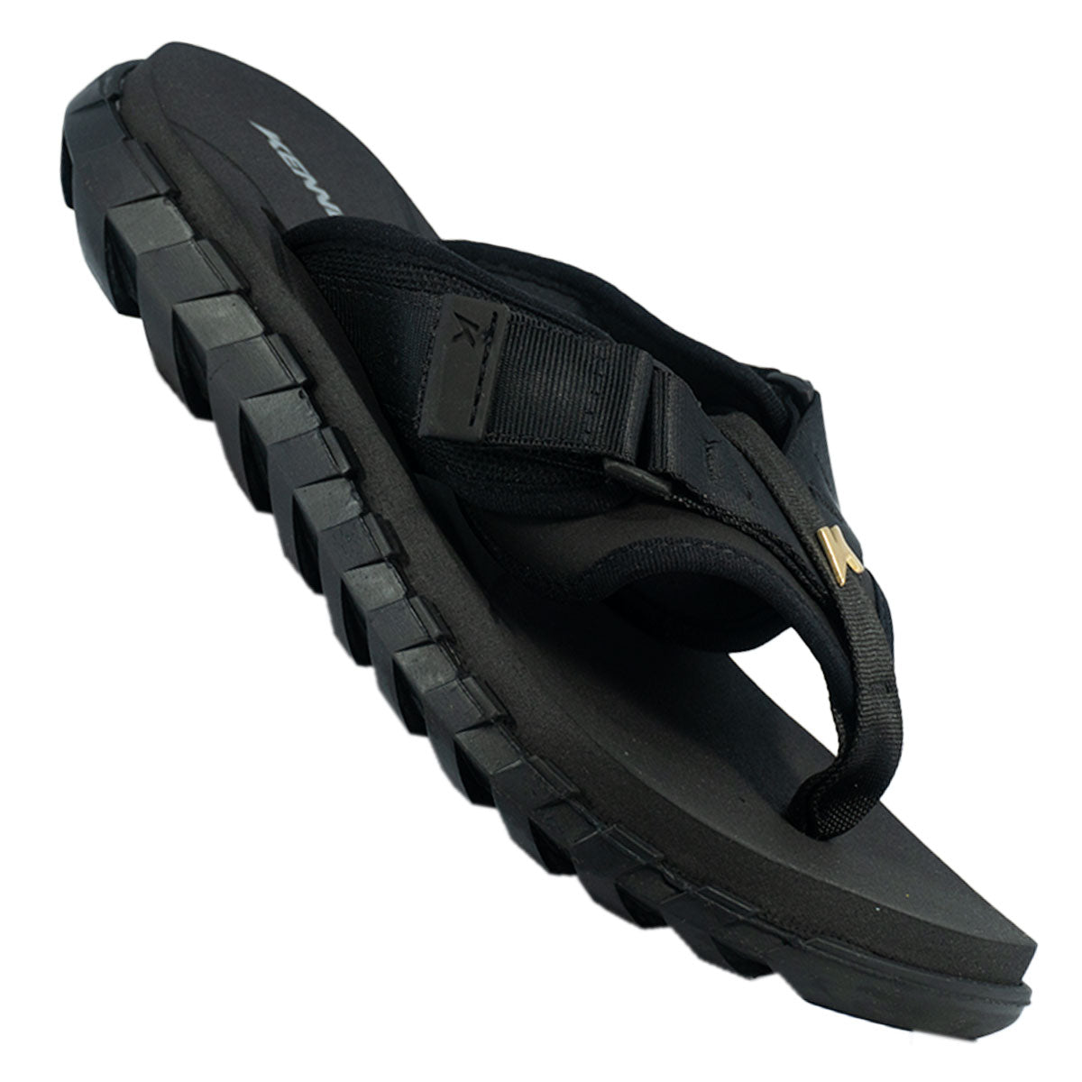 Chinelo Kenner Megah