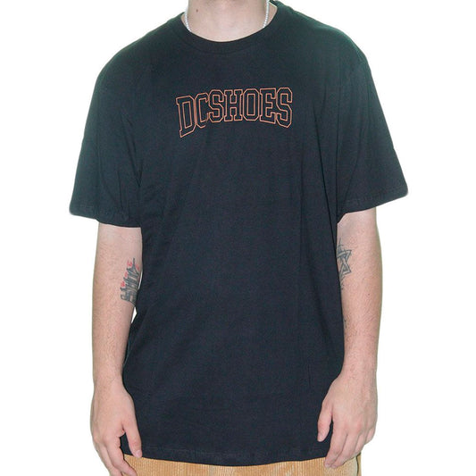 Camiseta Dc Outline