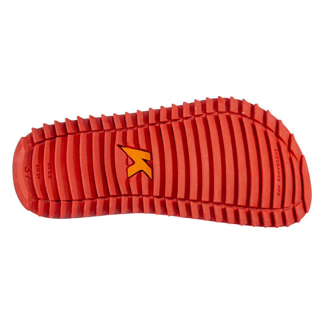 Chinelo Kenner Kivah