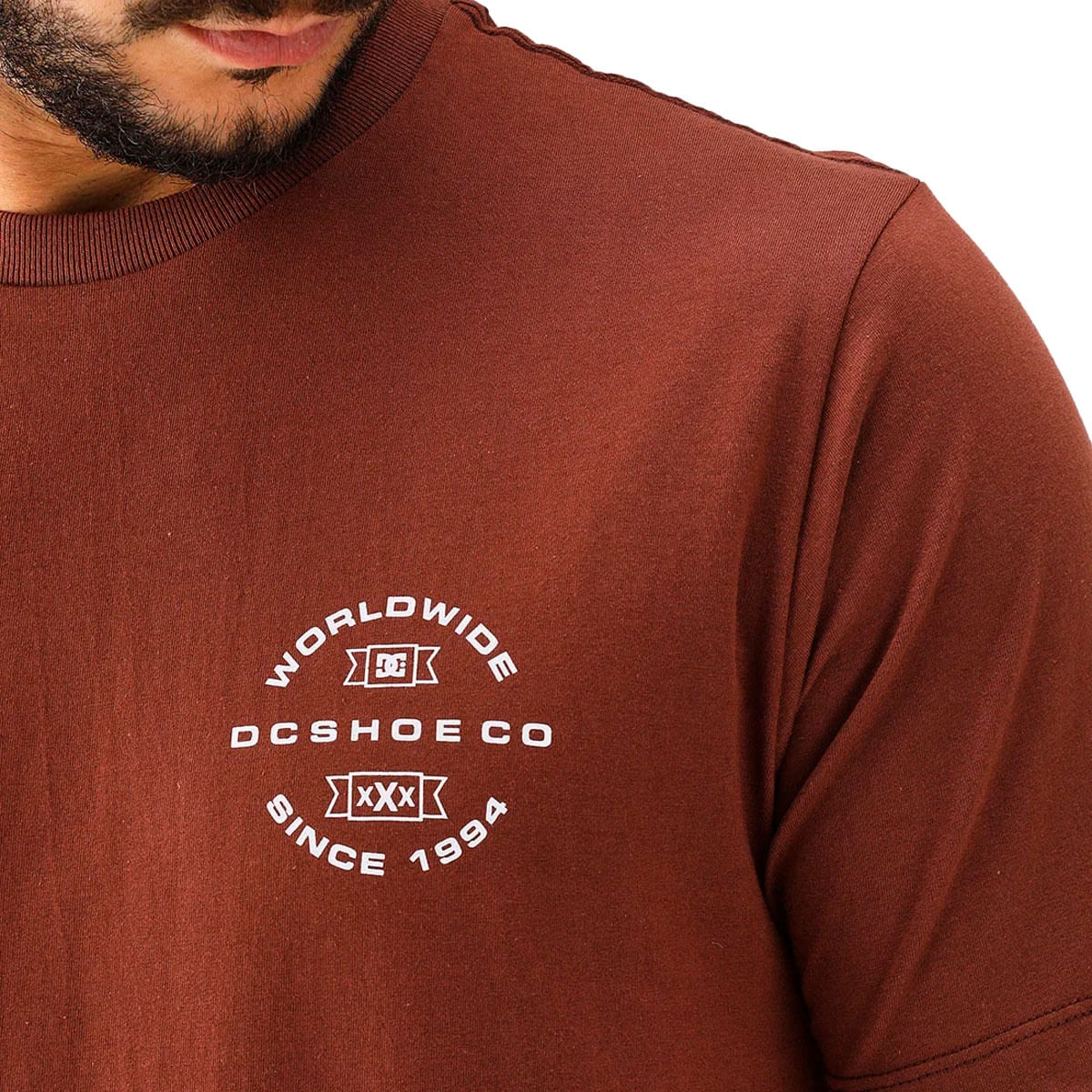 Camiseta Dc Around Here