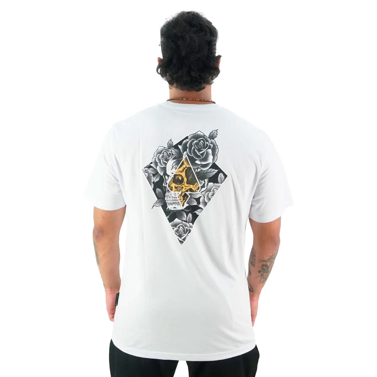 Camiseta Mcd Caveira Rosas