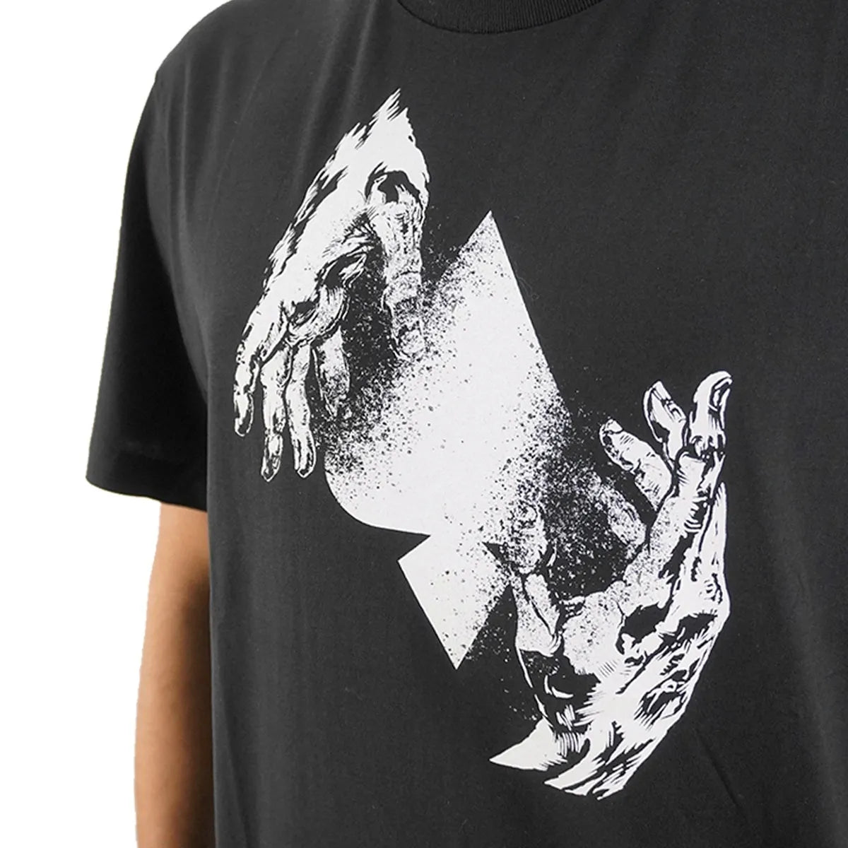 Camiseta Mcd Maos Espada