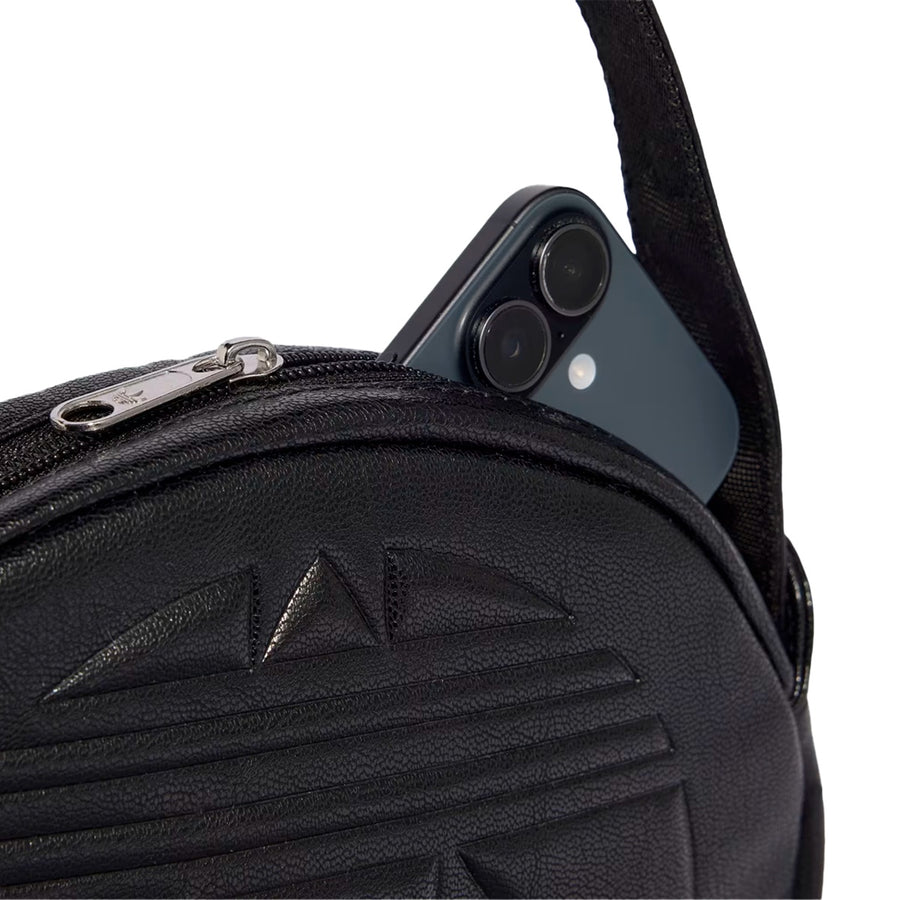 Bolsa Adidas De Mão Trefoil Feminino — Acabamento brilhante que dura