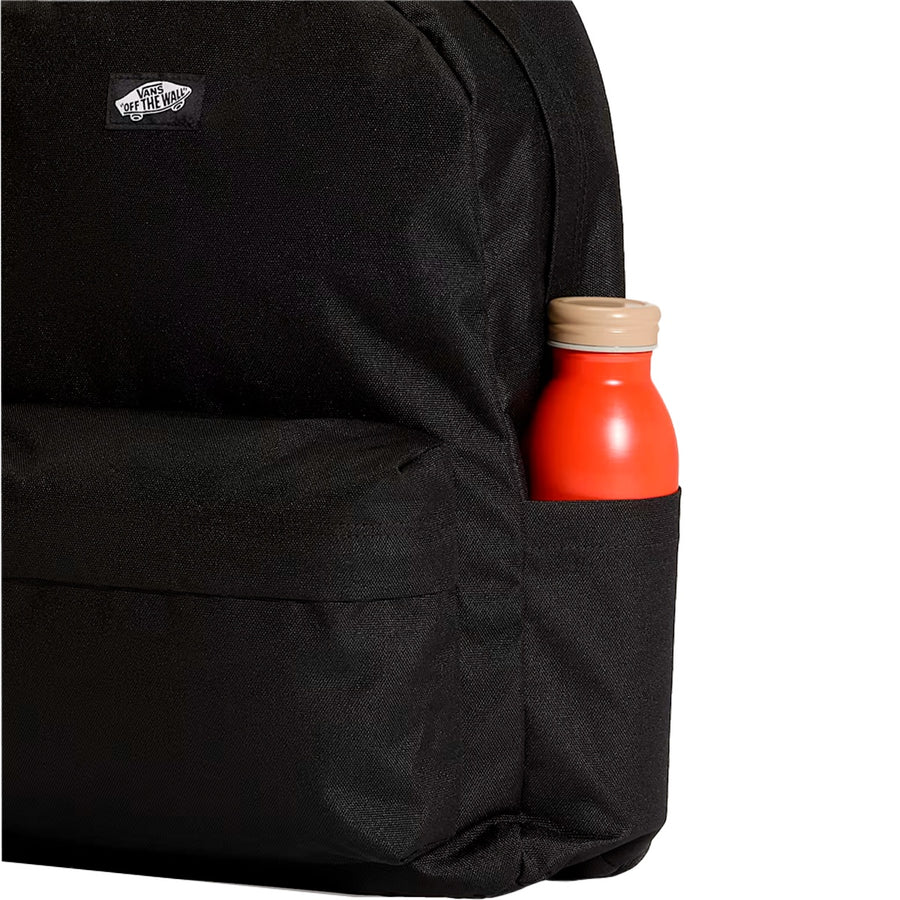 Mochila Vans Old Skool Unissex — A garrafa fica do lado de fora
