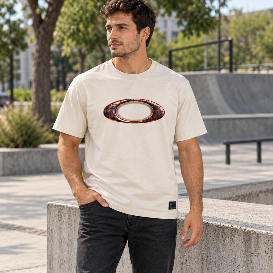 Camiseta Oakley Ellipse Magma Masculino — Na pista de skate