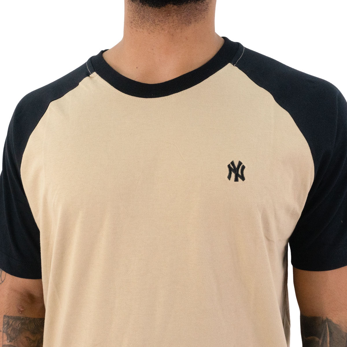 Camiseta New Era Neyyan
