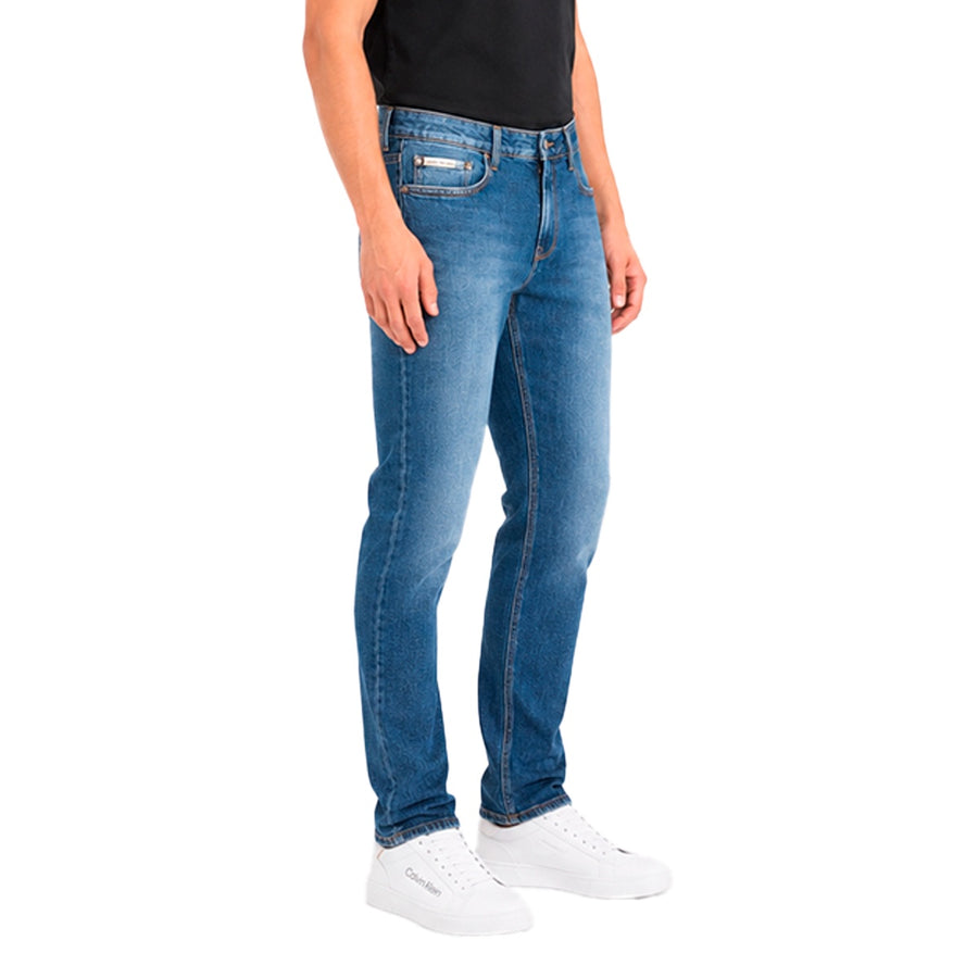Calça Jeans Calvin Klein Slim 5 Pockets Masculino — Modelagem slim, ajustada sem apertar
