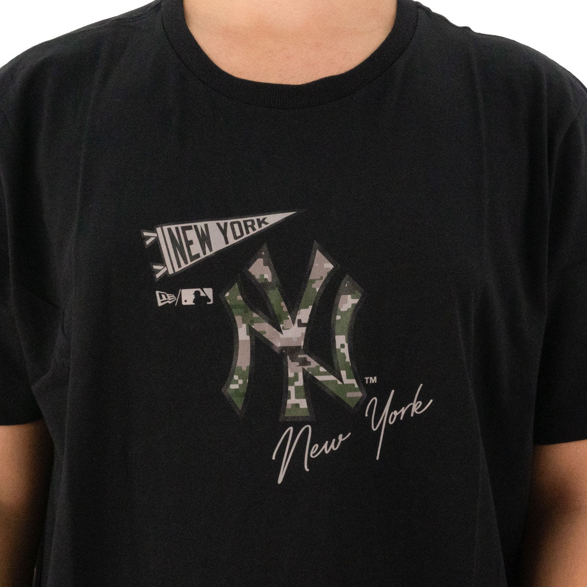 Camiseta Over New Era Neyyan