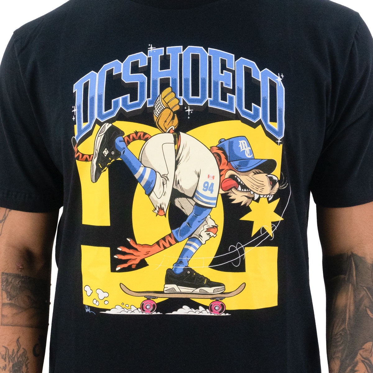 Camiseta Dc Throwing