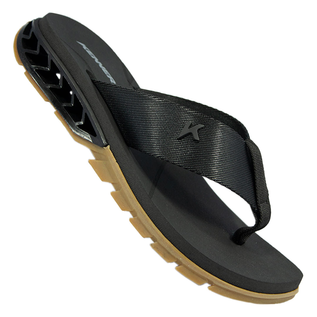 Chinelo Kenner Rakka