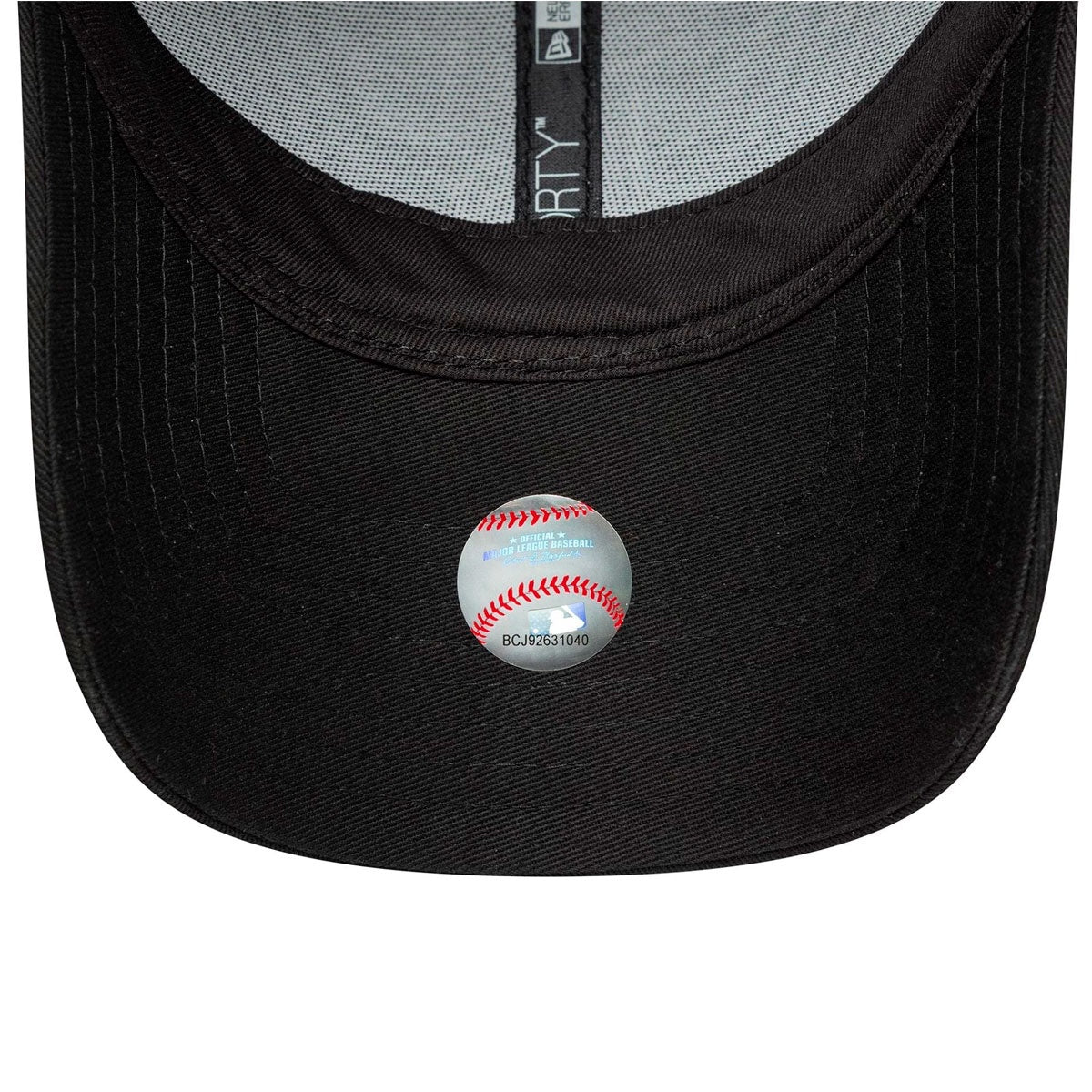 Boné Fem New Era 9Forty Metallic