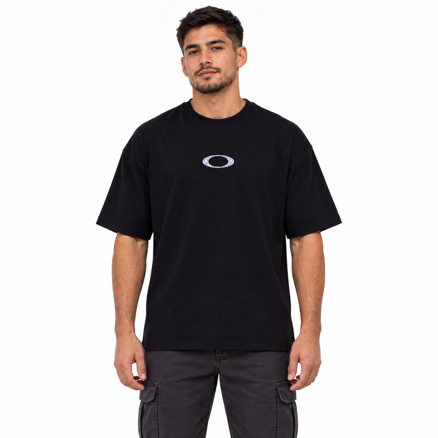 Camiseta Oakley Cyberflora Masculino — Frente limpa, corte amplo
