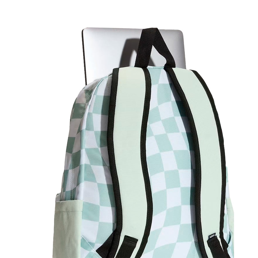 Mochila Vans Old Skool Unissex — O notebook entra por dentro
